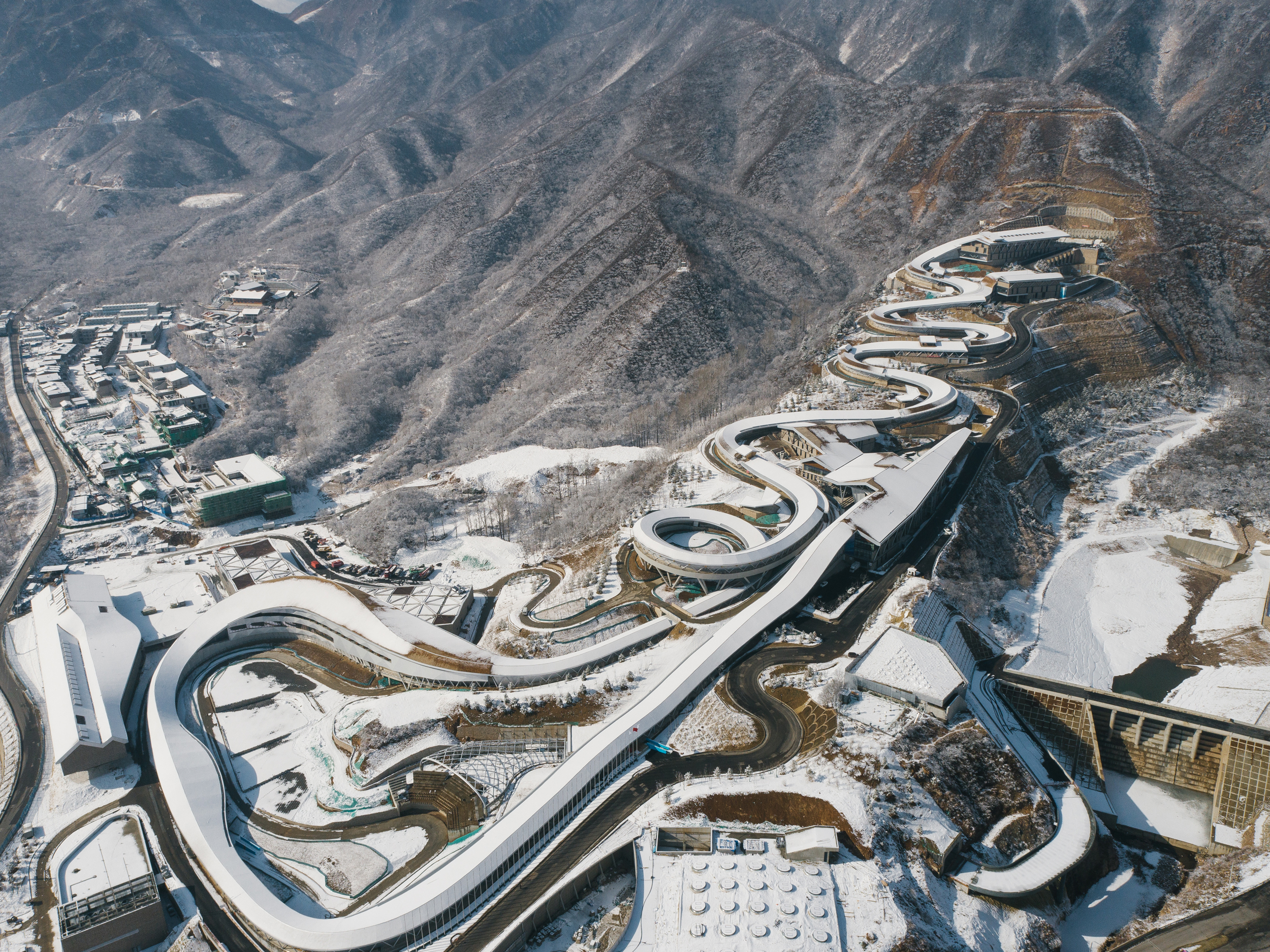 郝鵬、國資、央企、國資委、書記、主任、國企、企業改革